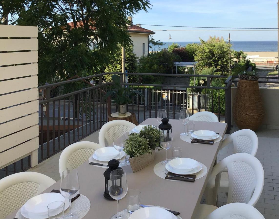 Stella Di Mare Leilighet Rimini Eksteriør bilde