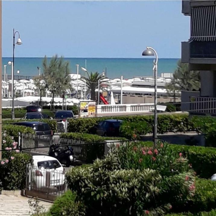 Stella Di Mare Leilighet Rimini Eksteriør bilde